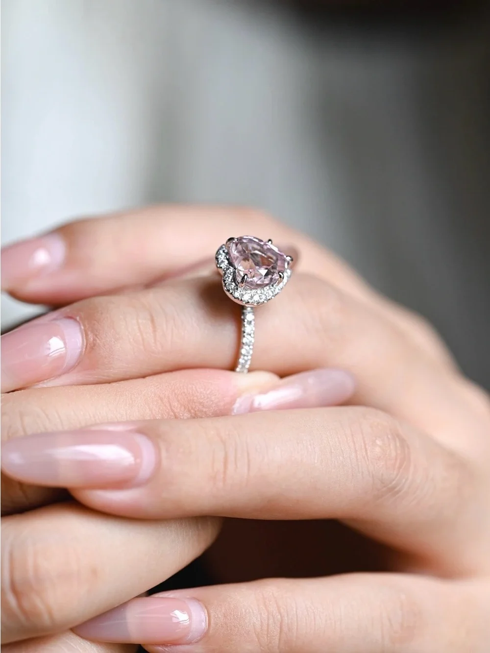 Pink Heart-Cut Halo Ring 14k white gold &  Moissanite.
